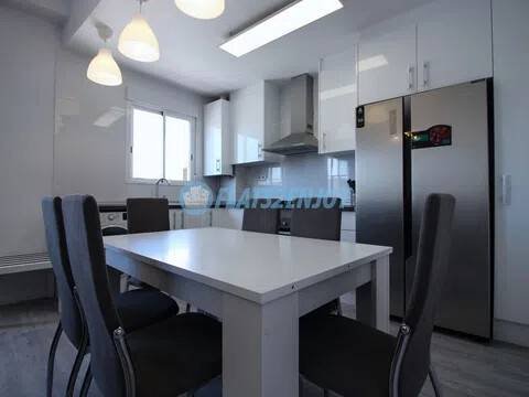Stanza 90 m², Valencia