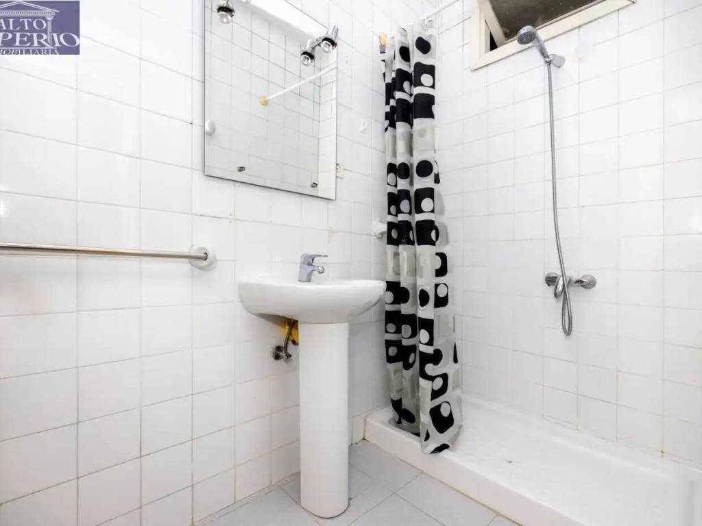 Piso de 105 m² en Granada
