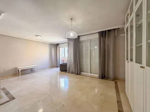 Piso de 154 m² en Almería