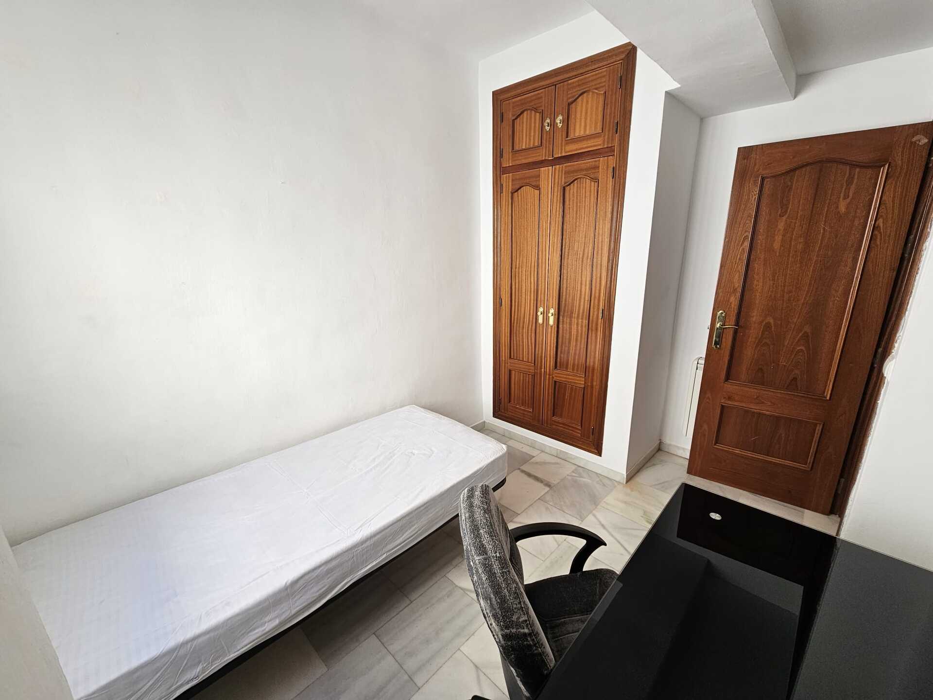 Habitación 150 m², Granada