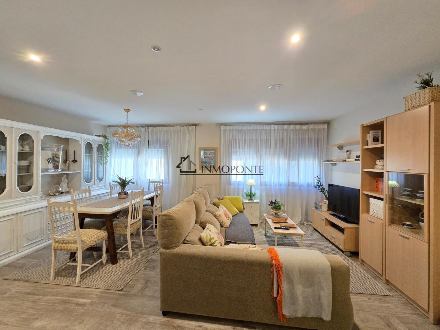 Piso de 91 m² en Pontevedra