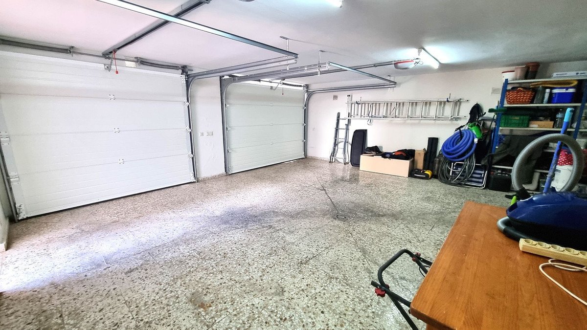 Casa de 593 m² en Luque
