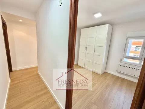 Piso de 87 m² en Oviedo