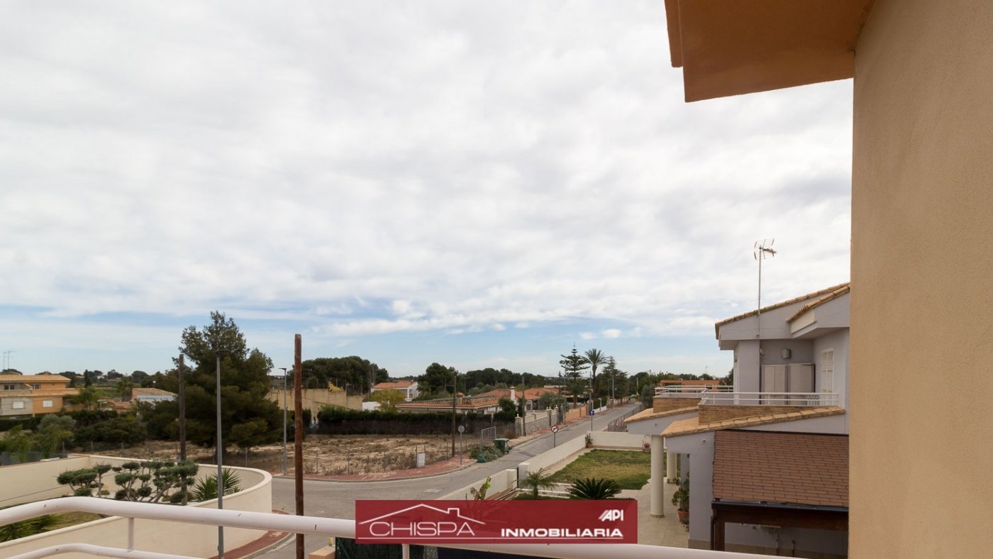 Casa de 176 m² en Bétera