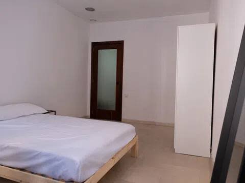 Habitación 140 m², Lérida