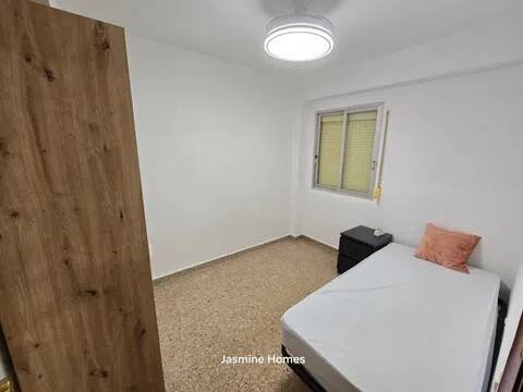 Wohnung 90 m² in Valencia