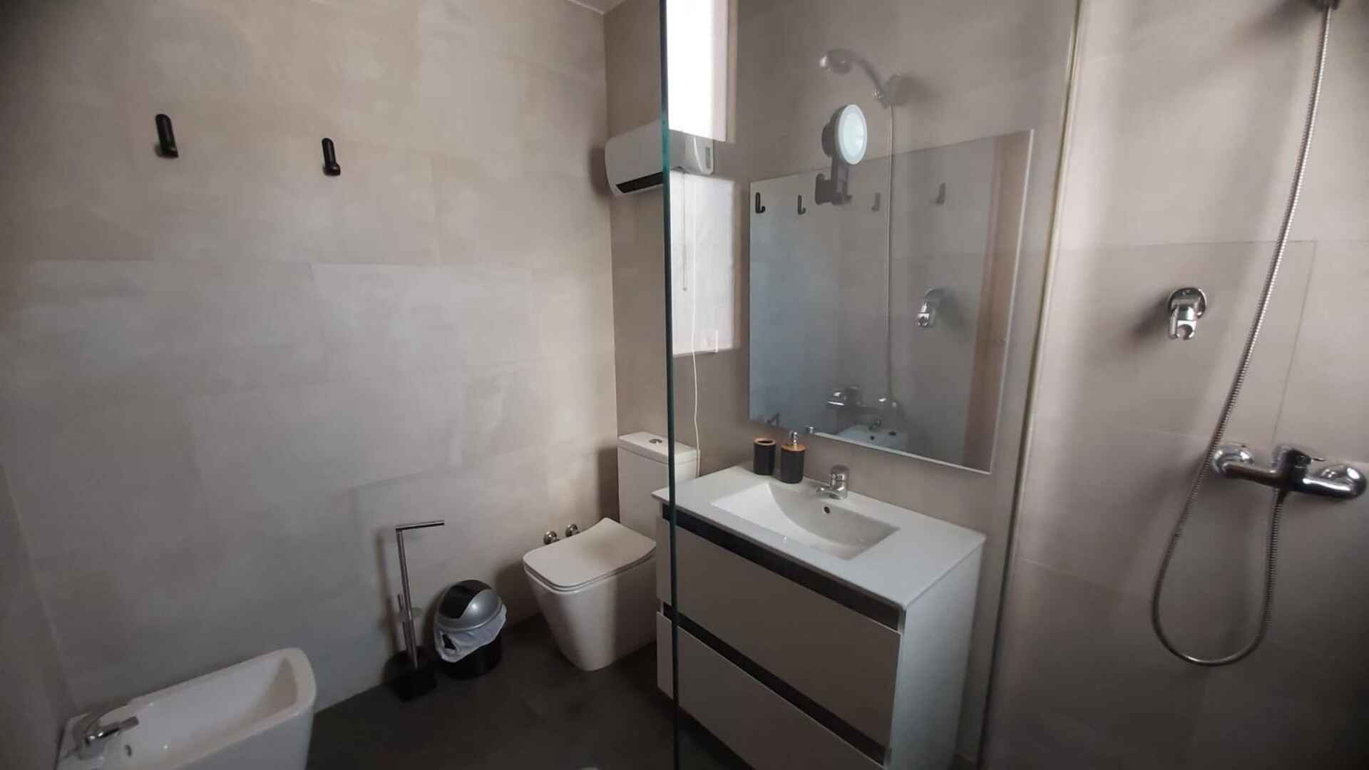 Habitación 189 m², Almería