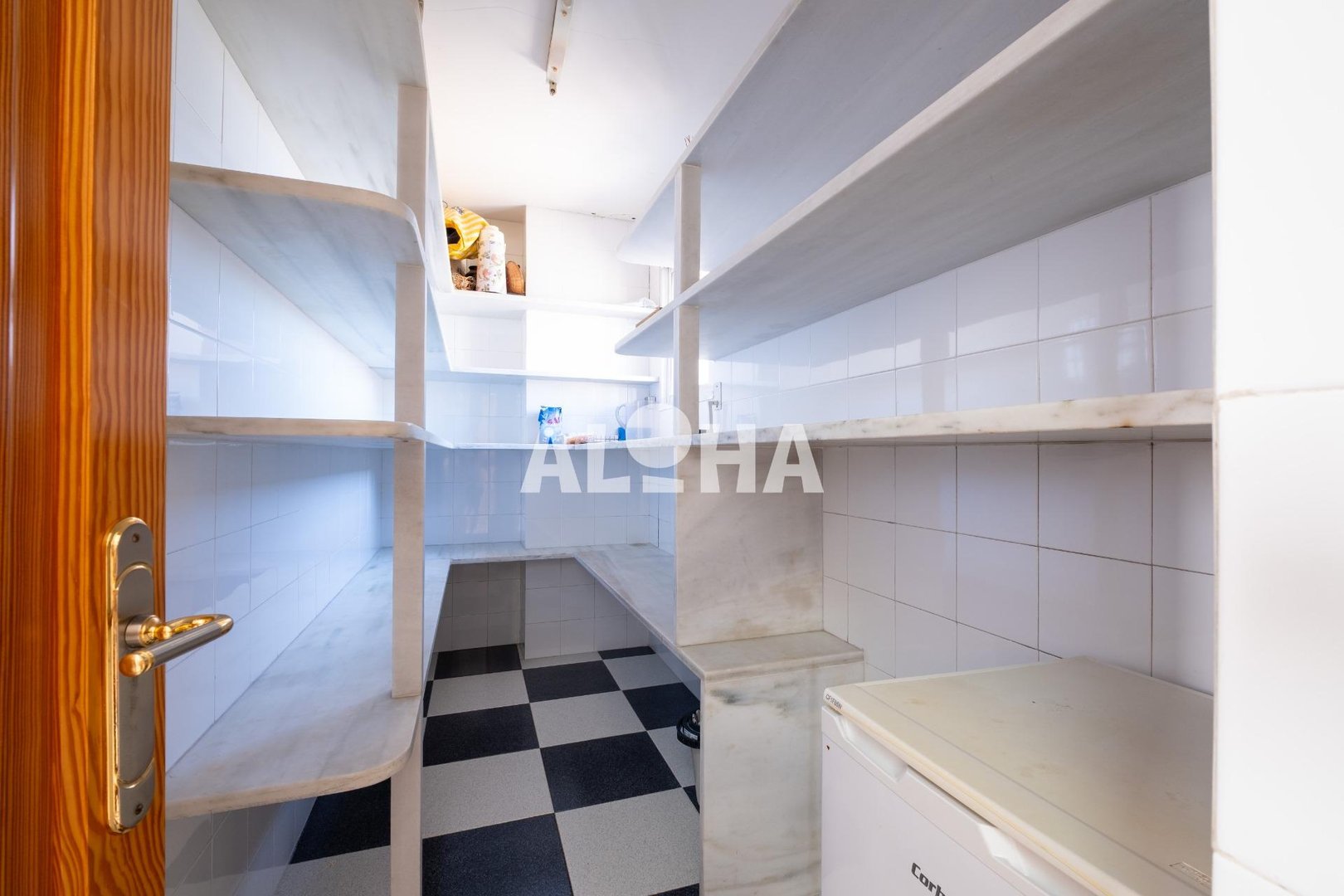Habitación 346 m², Moncada