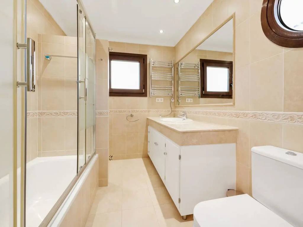 Casa de 337 m² a Estepona