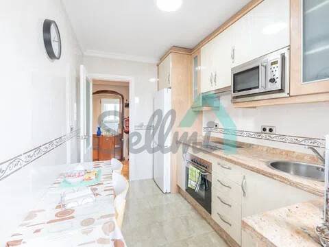 Piso de 72 m² en Oviedo