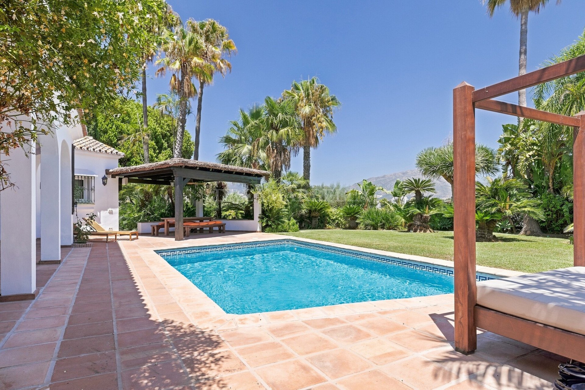Casa de 256 m² a Estepona