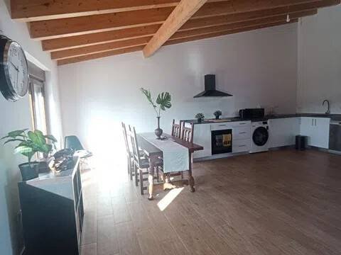 Casa de 281 m² en Luelmo