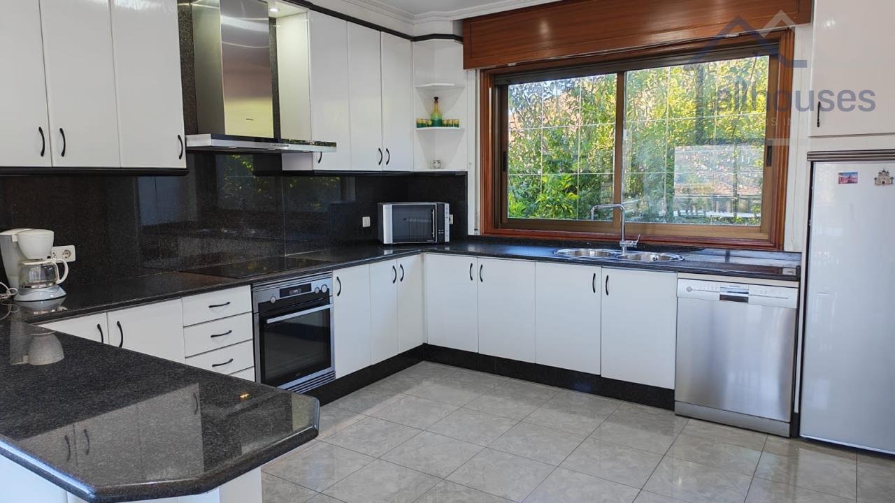 Casa de 362 m² en Vigo