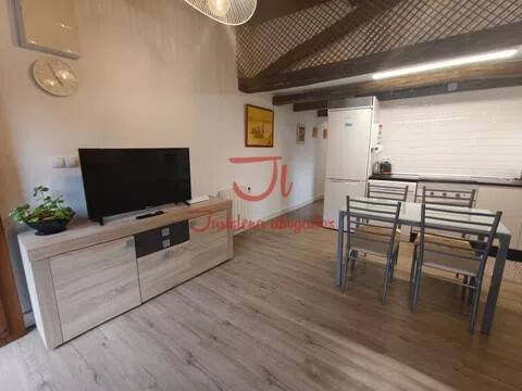 Casa de 60 m² en Lena