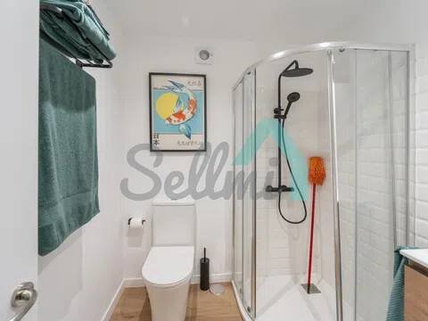 Piso de 81 m² en Oviedo
