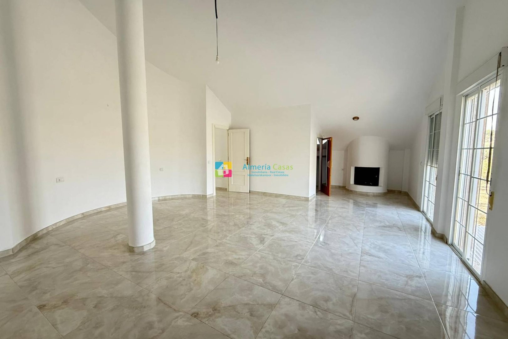 Piso de 300 m² en Albox