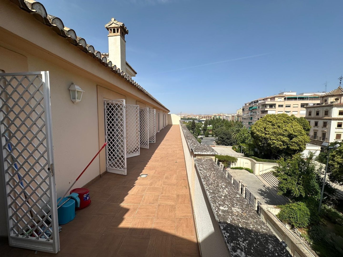 Piso de 200 m² en Granada