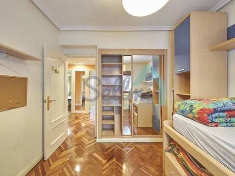 Pis de 113 m² a Oviedo