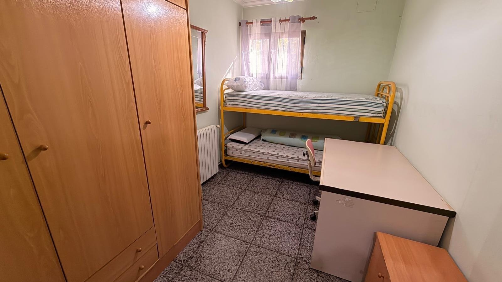 Pis de 100 m² a Almansa