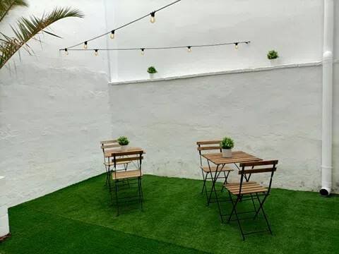 Habitación 240 m², La Almunia de Doña Godina