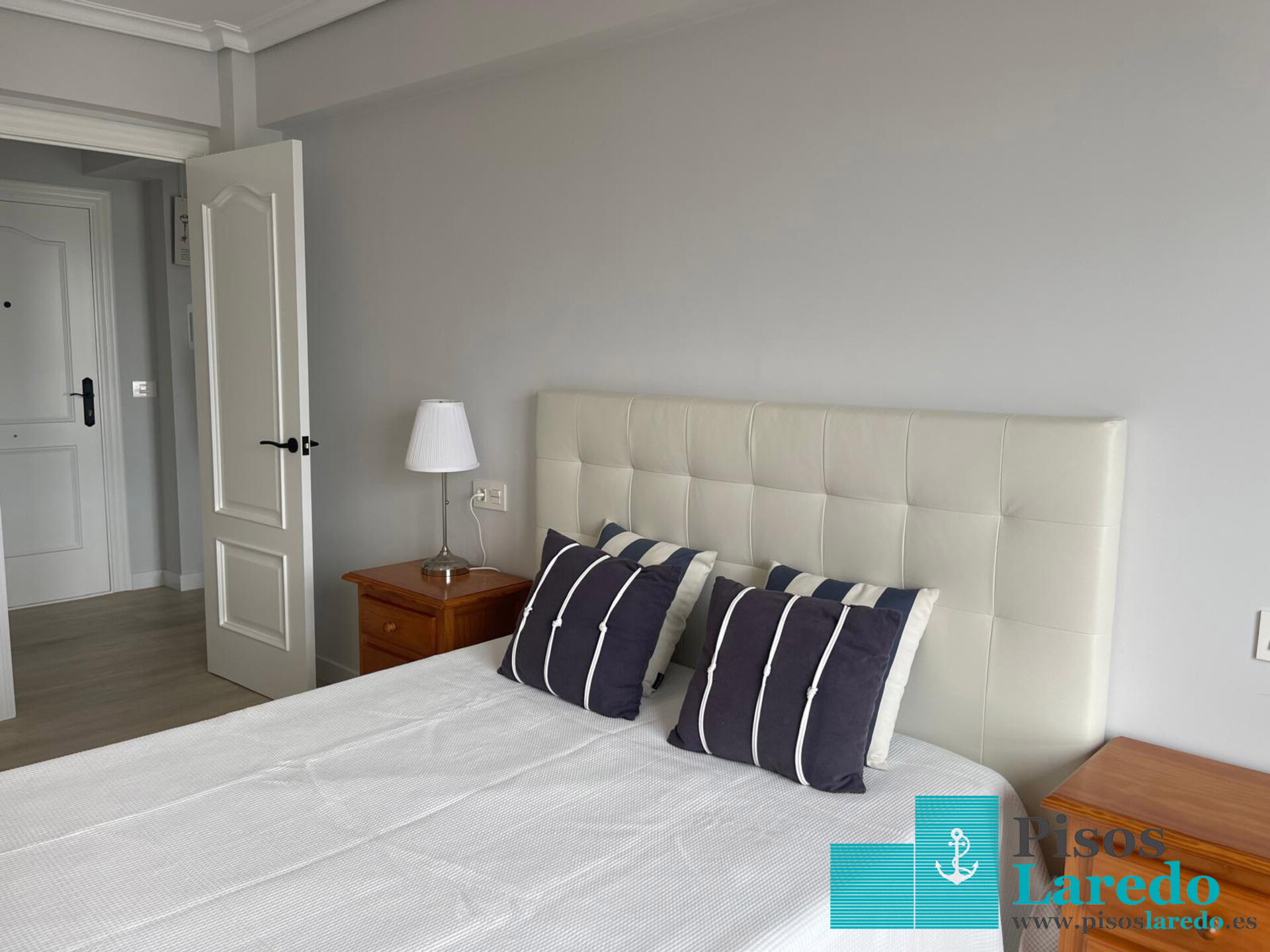 Piso de 70 m² en Laredo