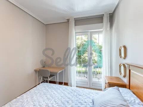 Piso de 104 m² en Oviedo