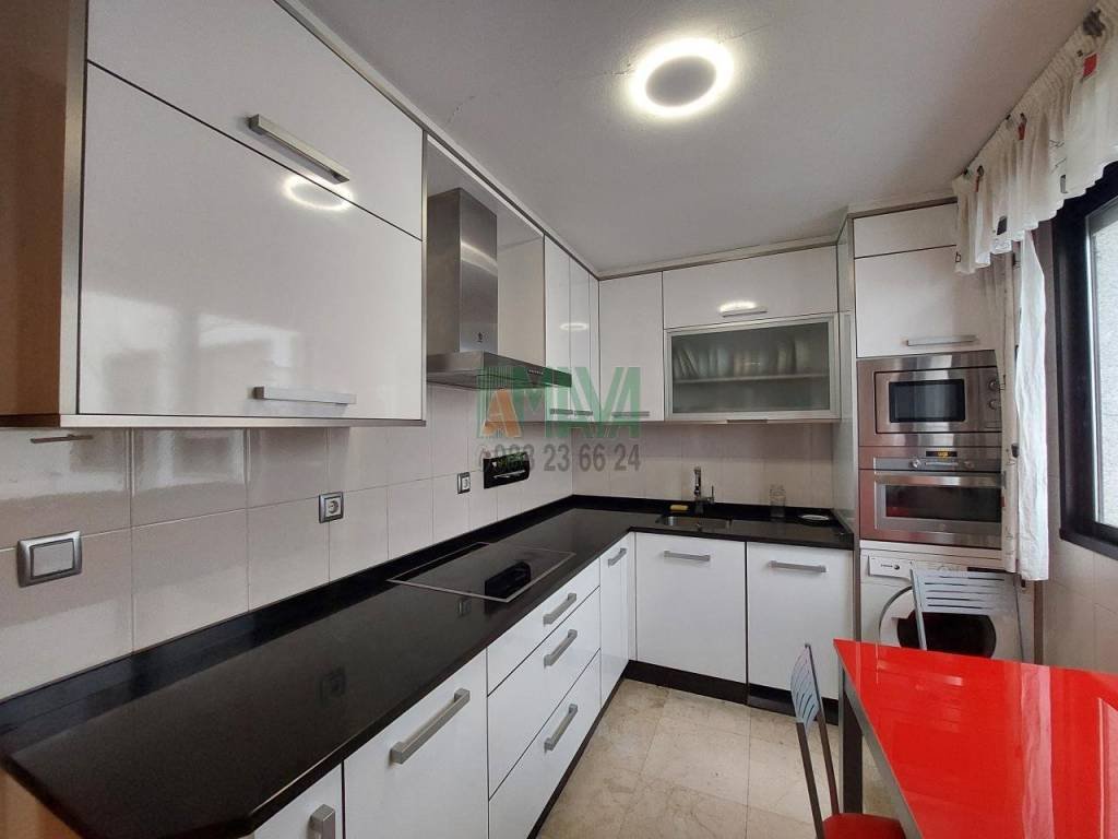Piso de 85 m² en Ourense