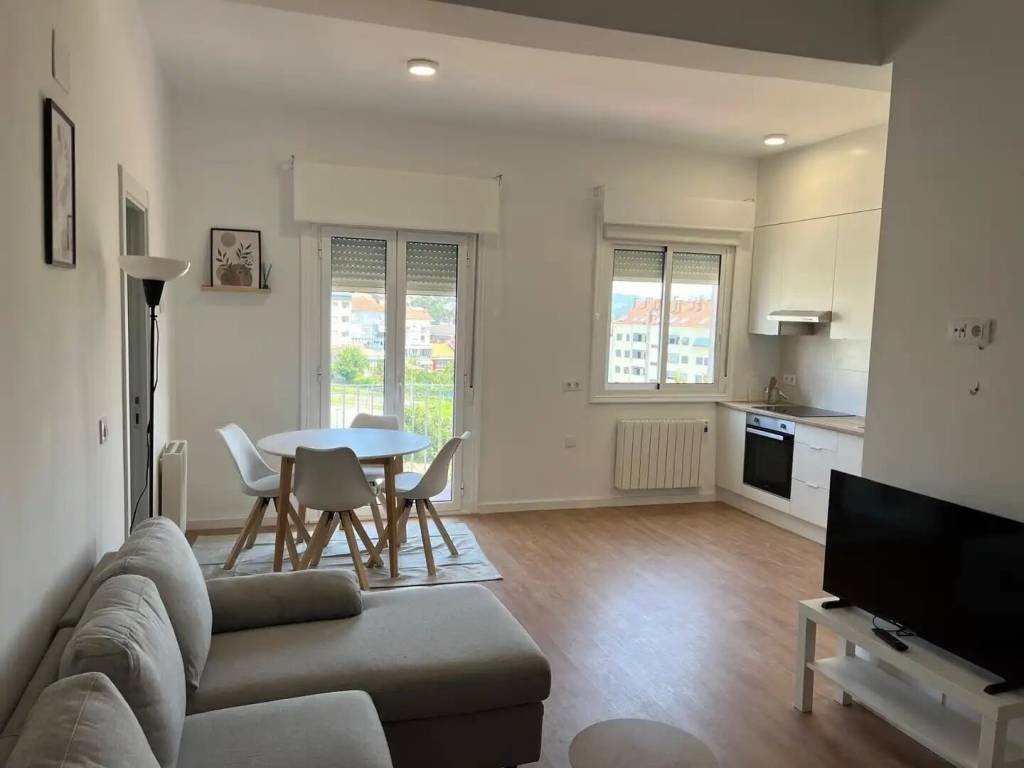 Piso de 90 m² en Ourense