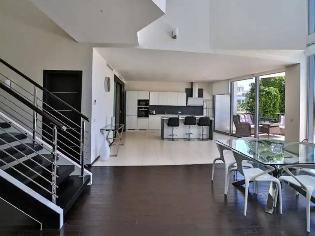 Casa de 856 m² en Marbella