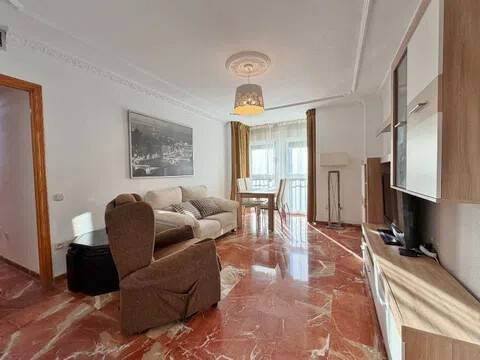 Piso de 93 m² en Almería