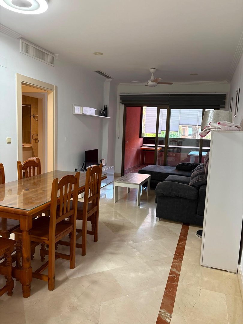 Piso de 88 m² en Motril