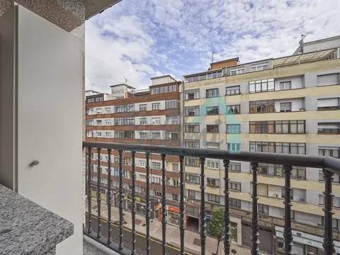 Piso de 48 m² en Oviedo