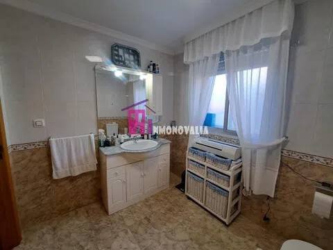 Casa de 270 m² en Moaña