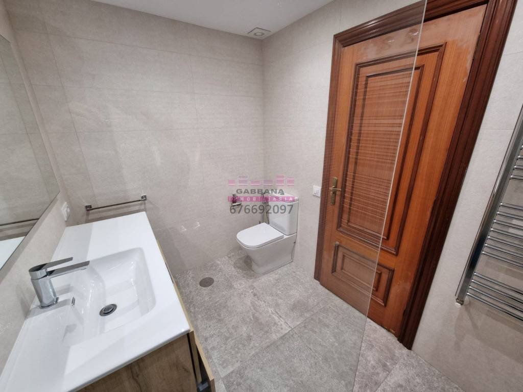 Piso de 140 m² en Vigo