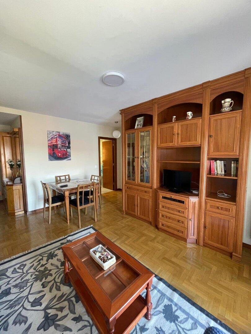 Piso de 80 m² en Salas