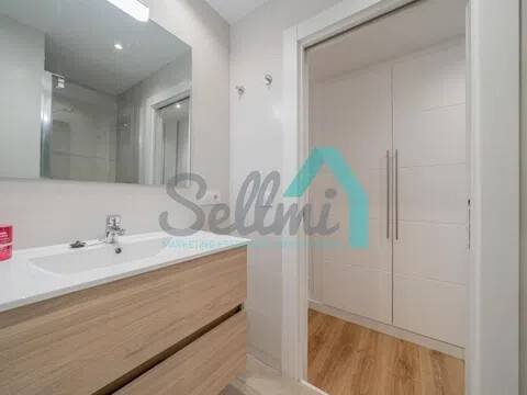Piso de 114 m² en Oviedo