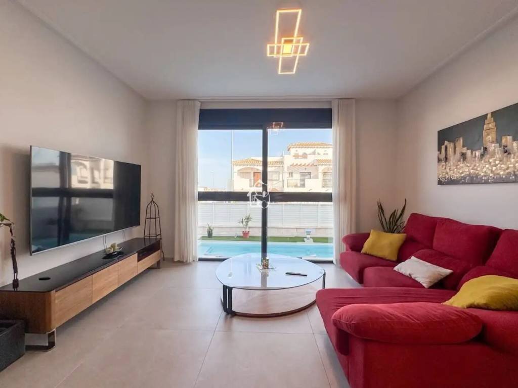 Casa de 144 m² en Orihuela