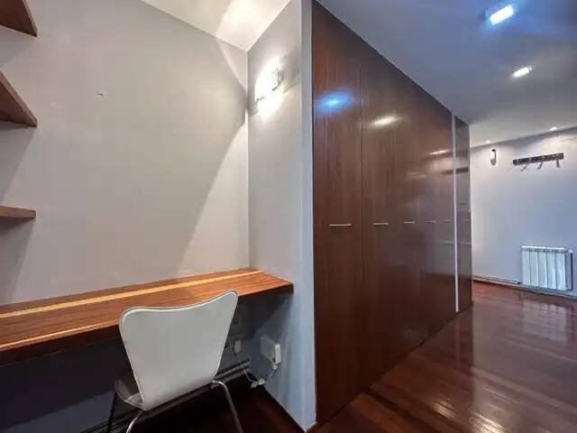 Piso de 100 m² en Santiago de Compostela