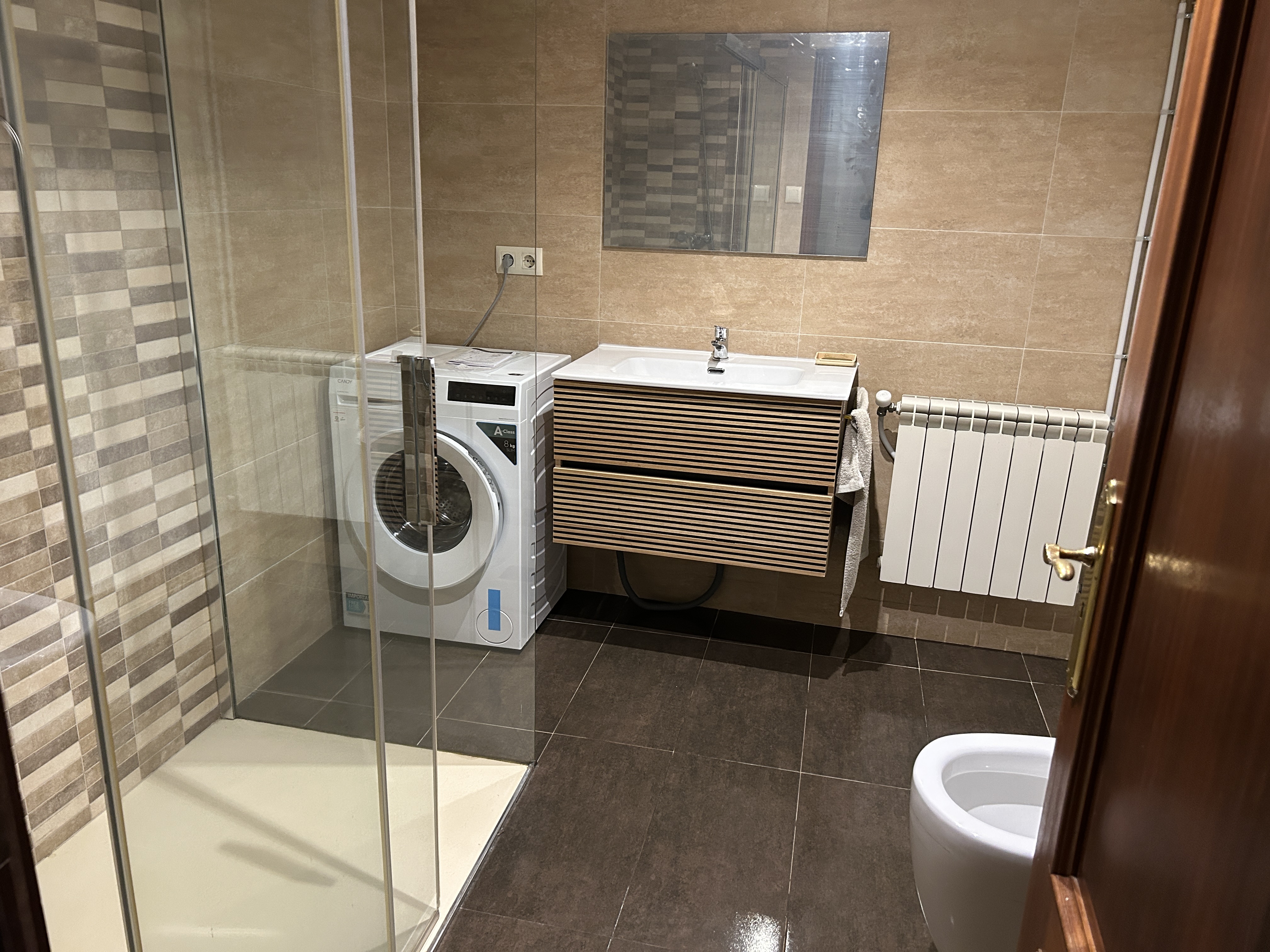 Habitación 74 m², Ames