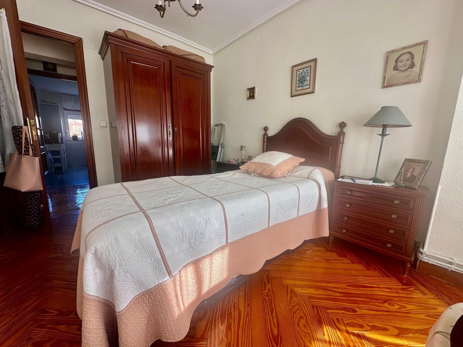 Piso de 60 m² en Santander
