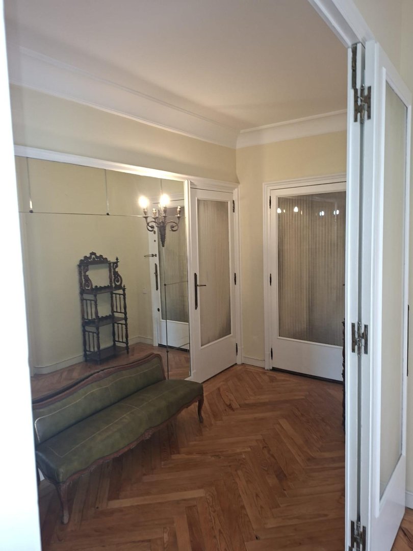 Piso de 246 m² en Sevilla