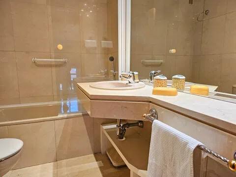 Habitación 250 m², Madrid