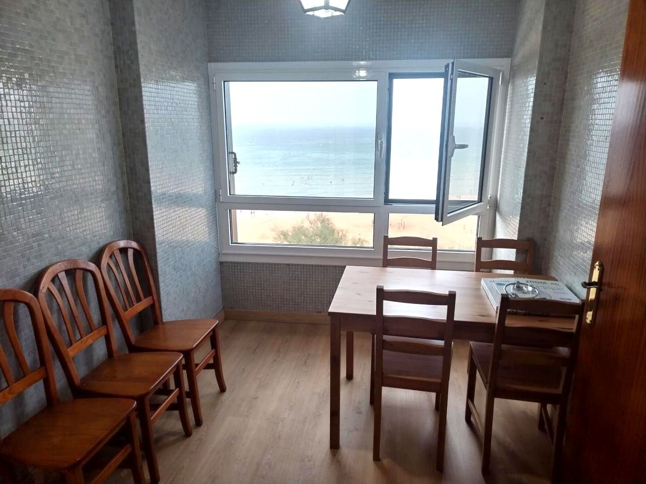 Piso de 90 m² en Gijón