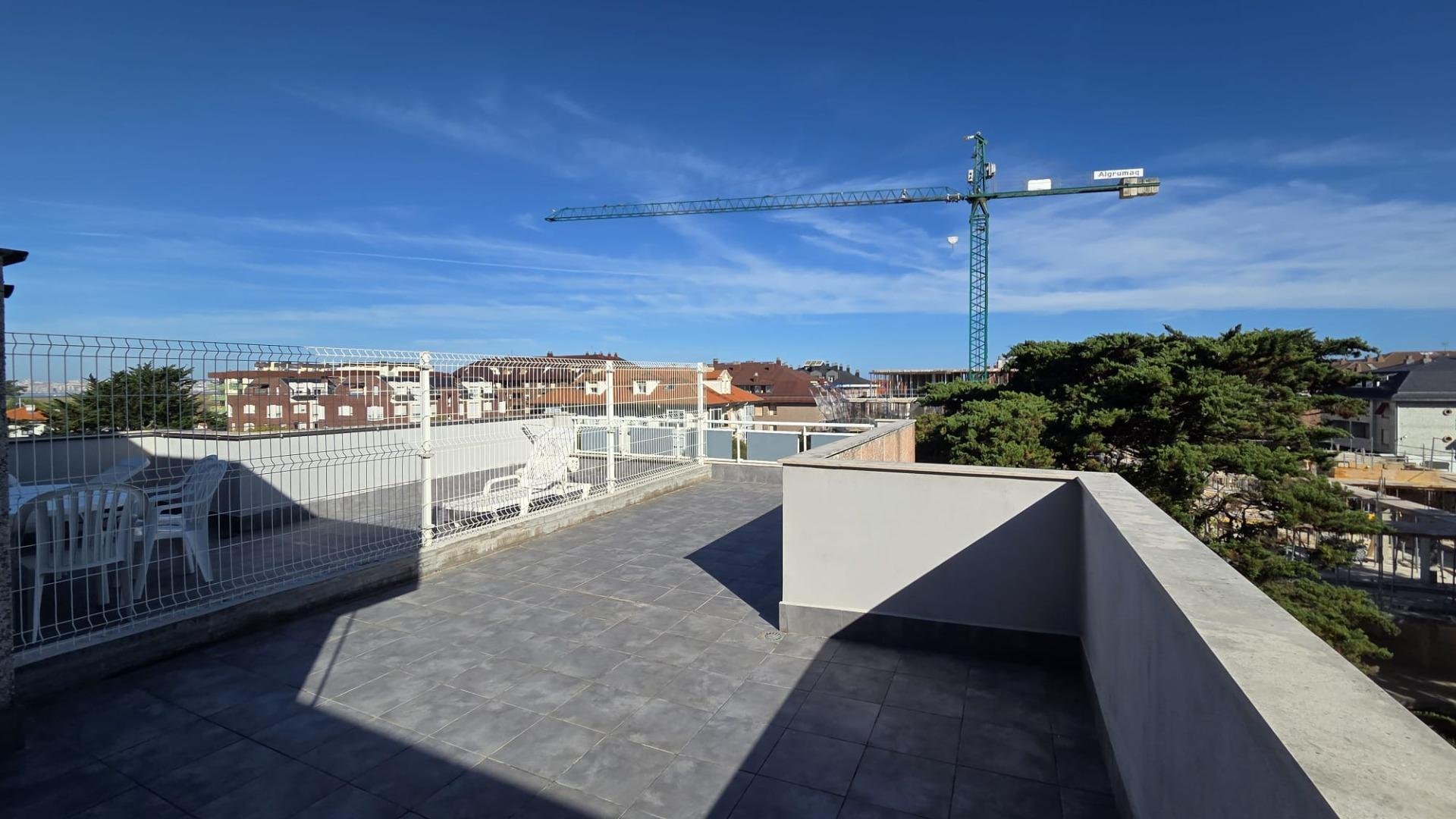 Pis de 100 m² a Ribamontán al Mar