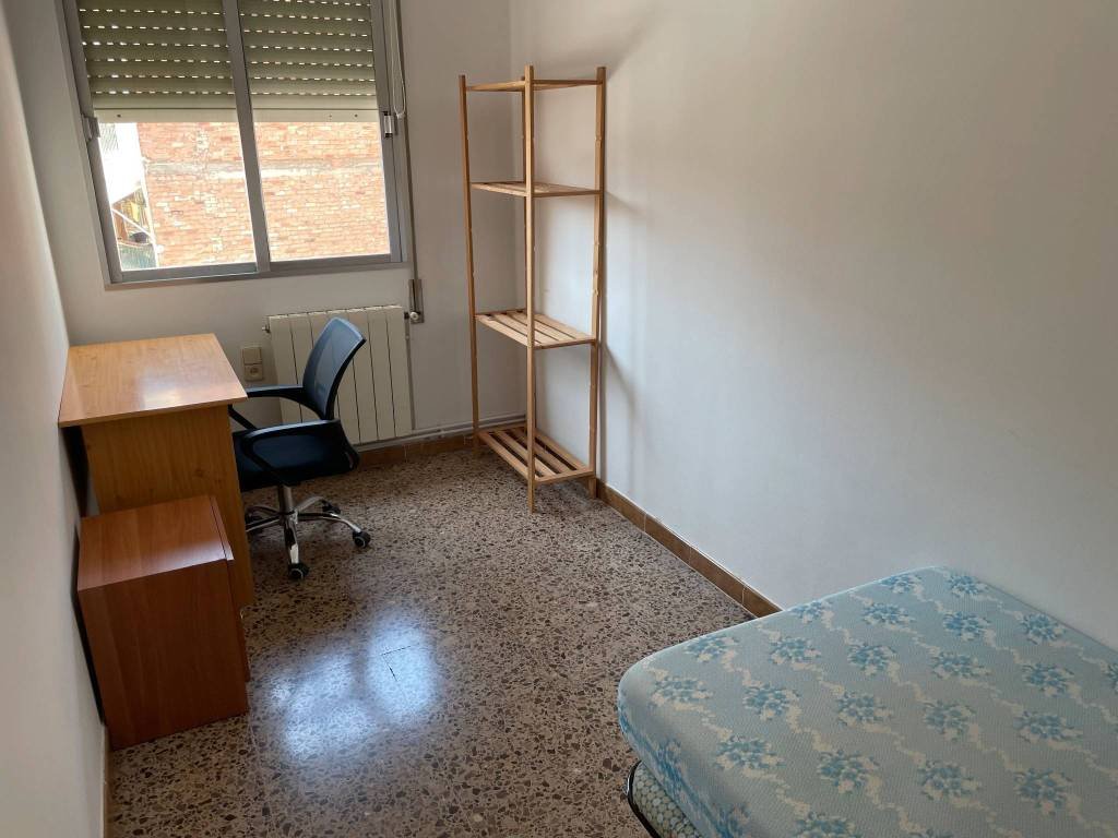 Habitación 120 m², Lérida