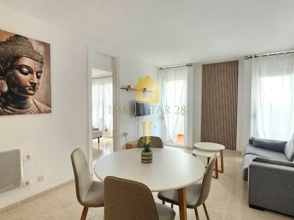 Piso de 60 m² en Roses