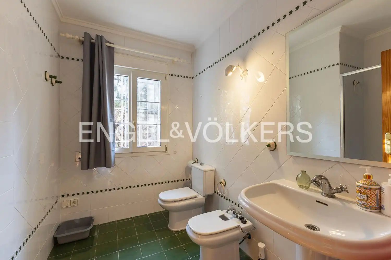 Casa de 238 m² en Paterna