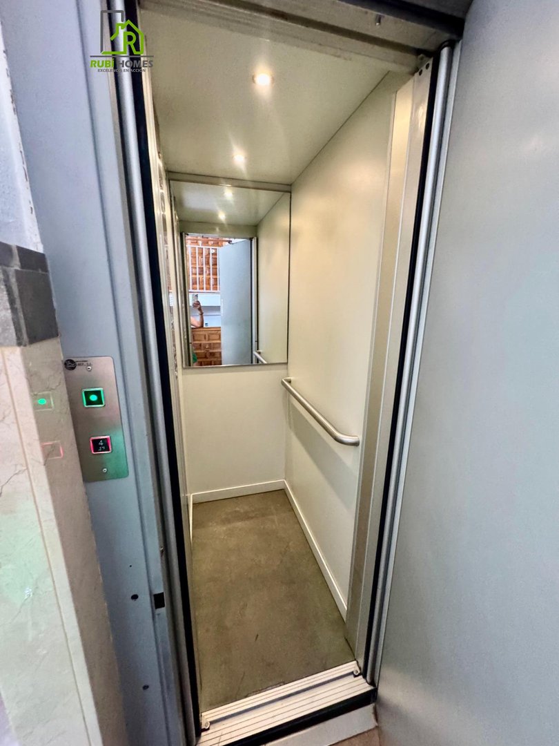 Piso de 90 m² en Granada