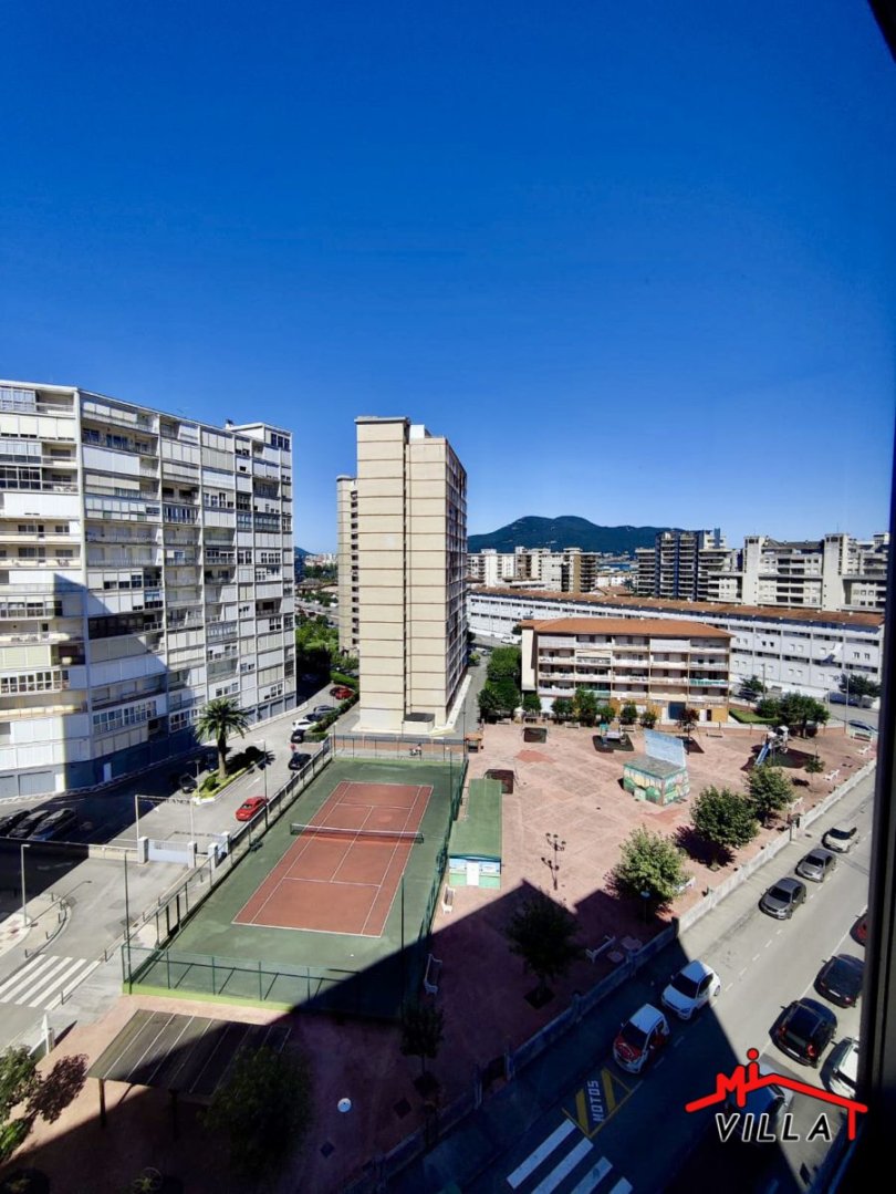 Piso en alquiler, Laredo