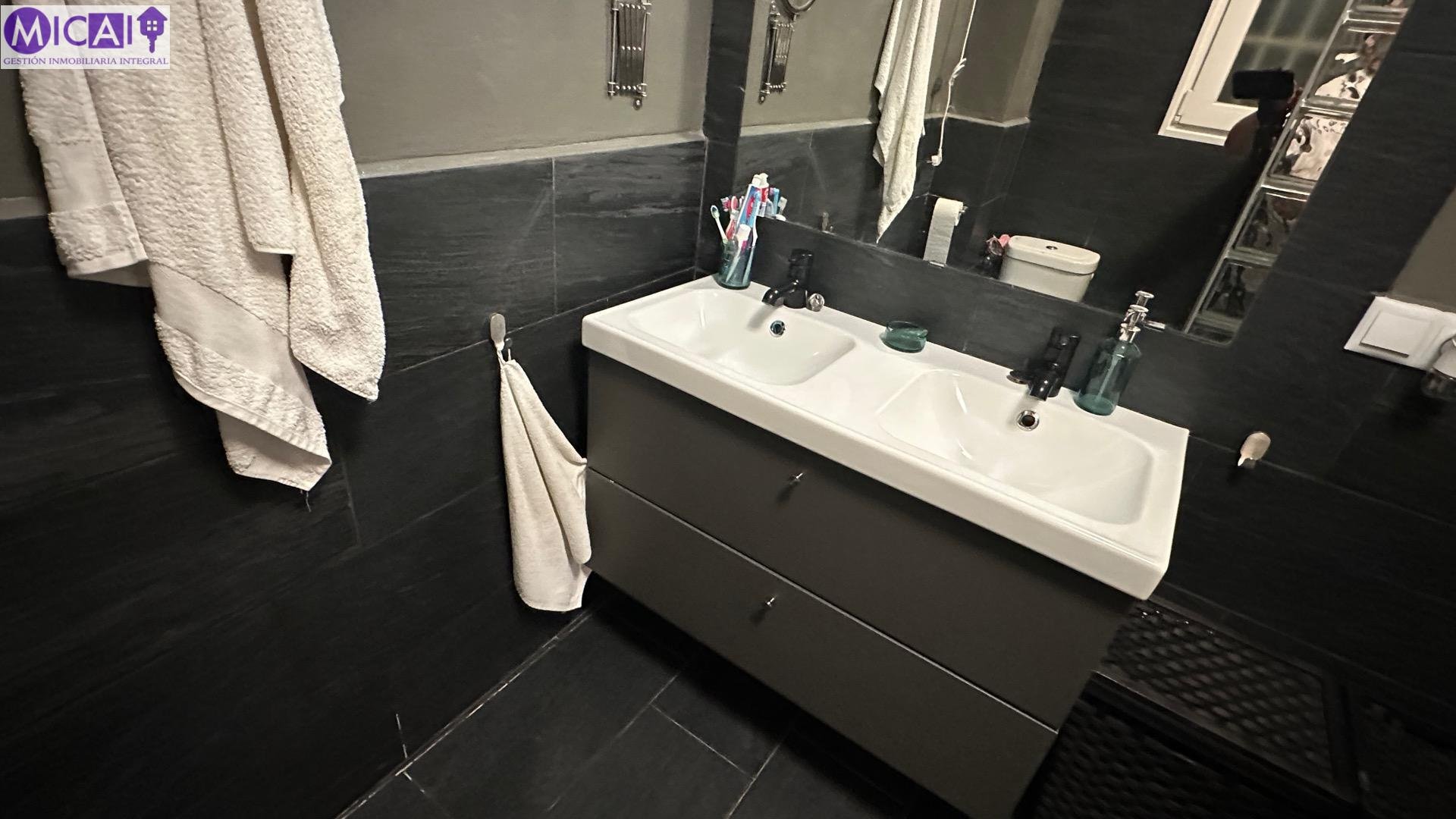 Piso de 84 m² en Cádiz